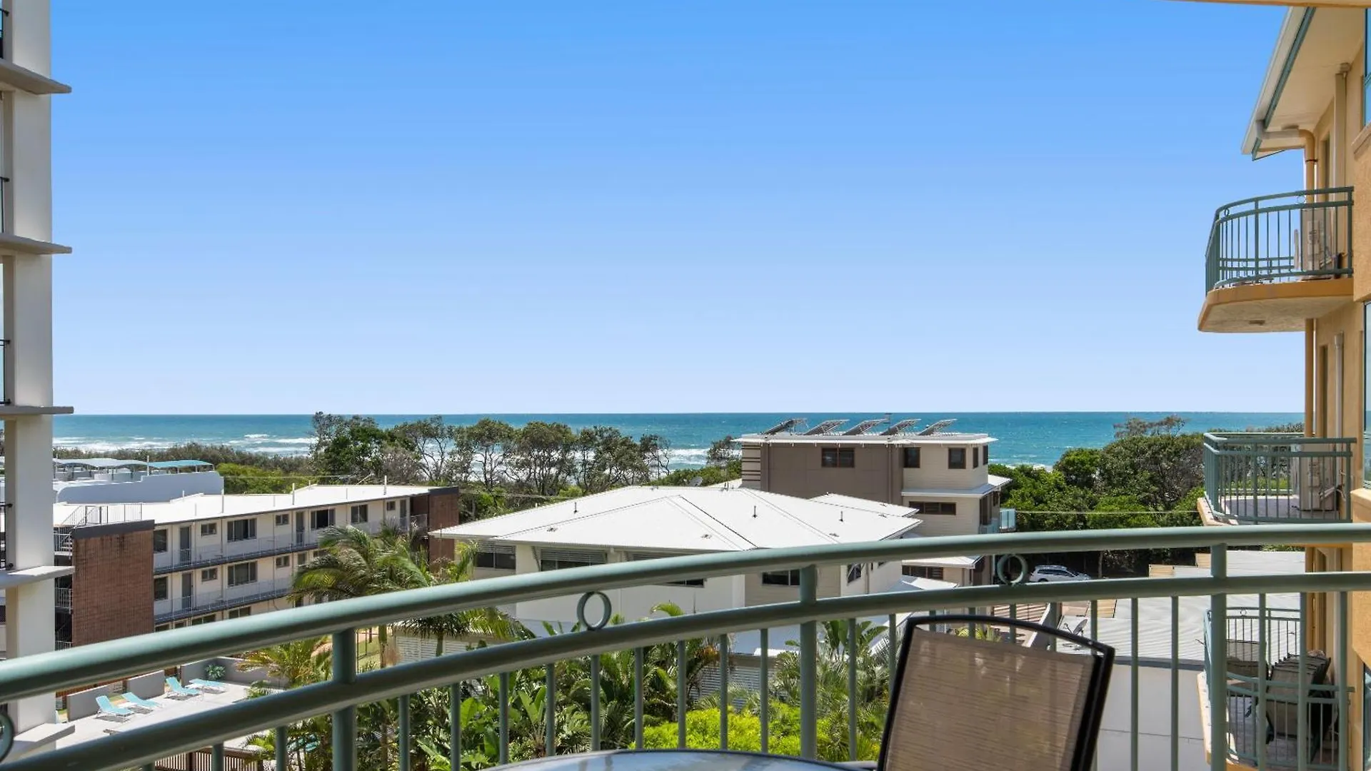 Sunshine Towers Boutique Apartments Maroochydore