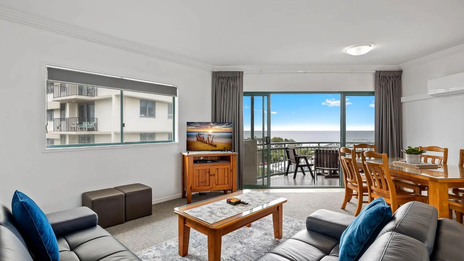 Sunshine Towers Boutique Apartments Maroochydore Australia