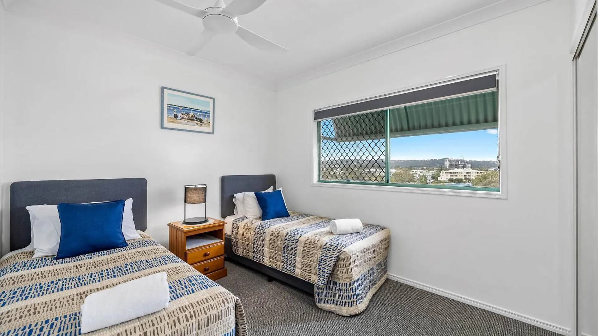 Sunshine Towers Boutique Apartments Maroochydore 3*,