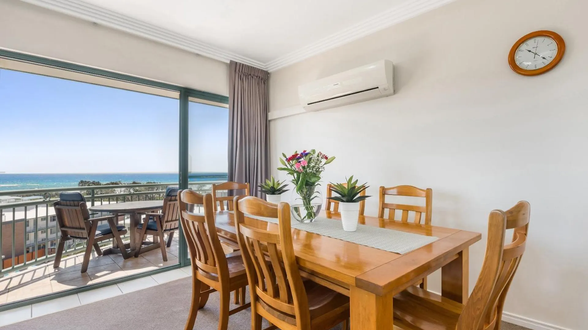 Sunshine Towers Boutique Apartments 玛志洛