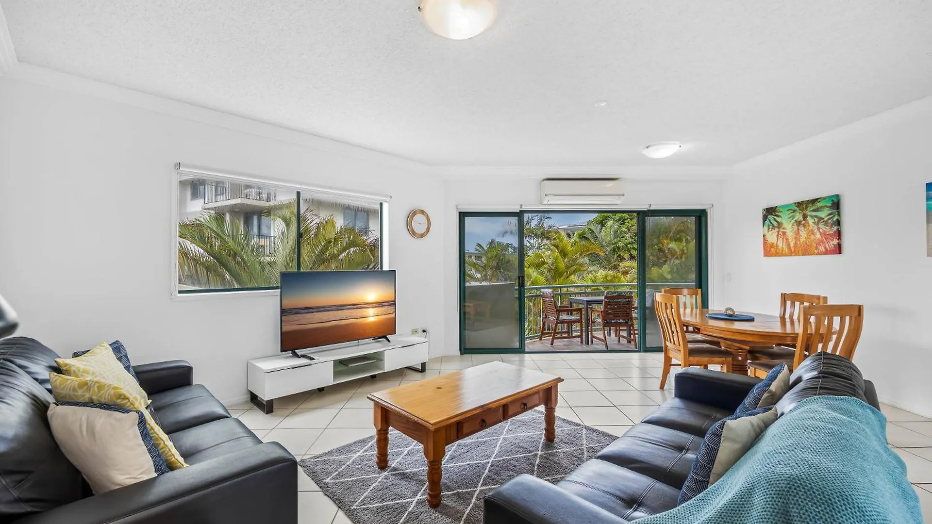 公寓式酒店 Sunshine Towers Boutique Apartments 玛志洛