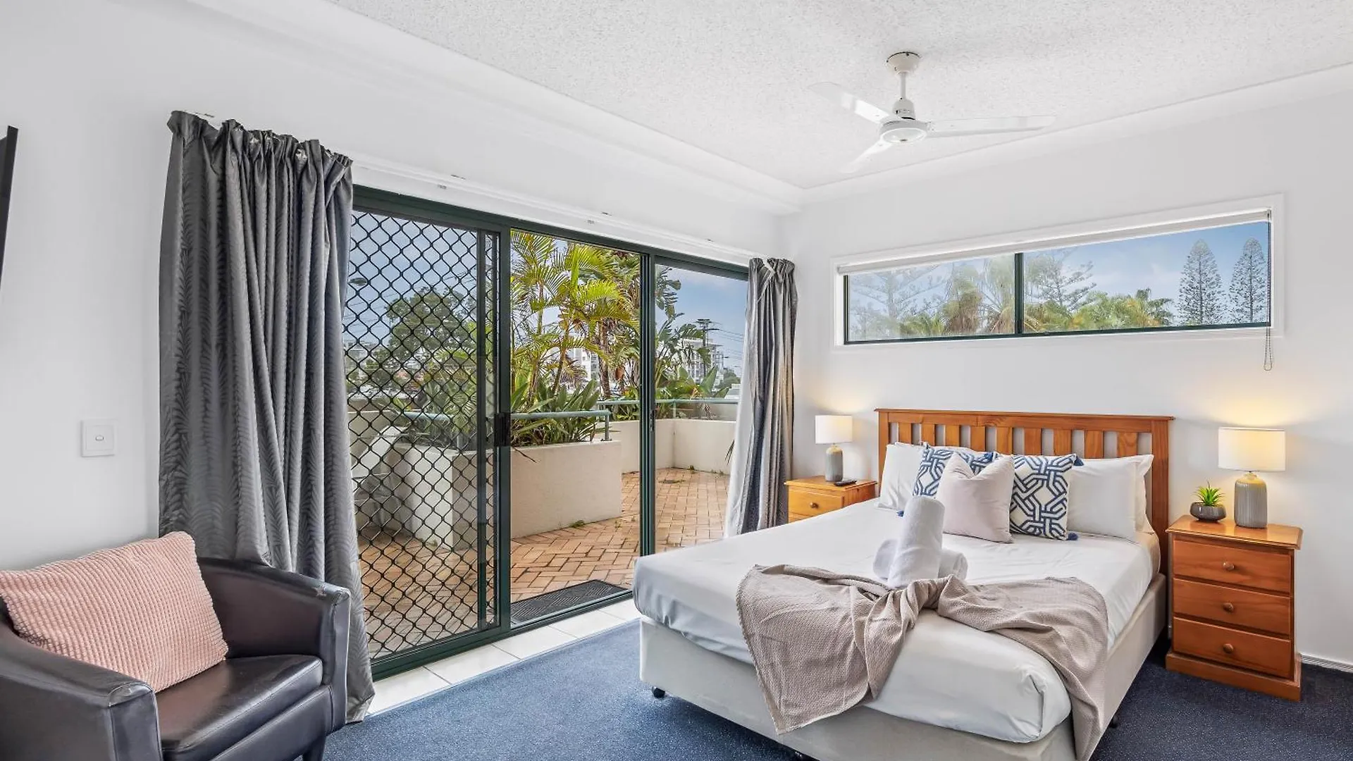 Sunshine Towers Boutique Apartments 玛志洛 3*,