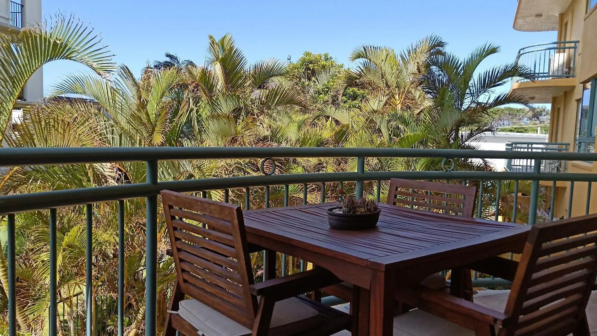Sunshine Towers Boutique Apartments 玛志洛 公寓式酒店