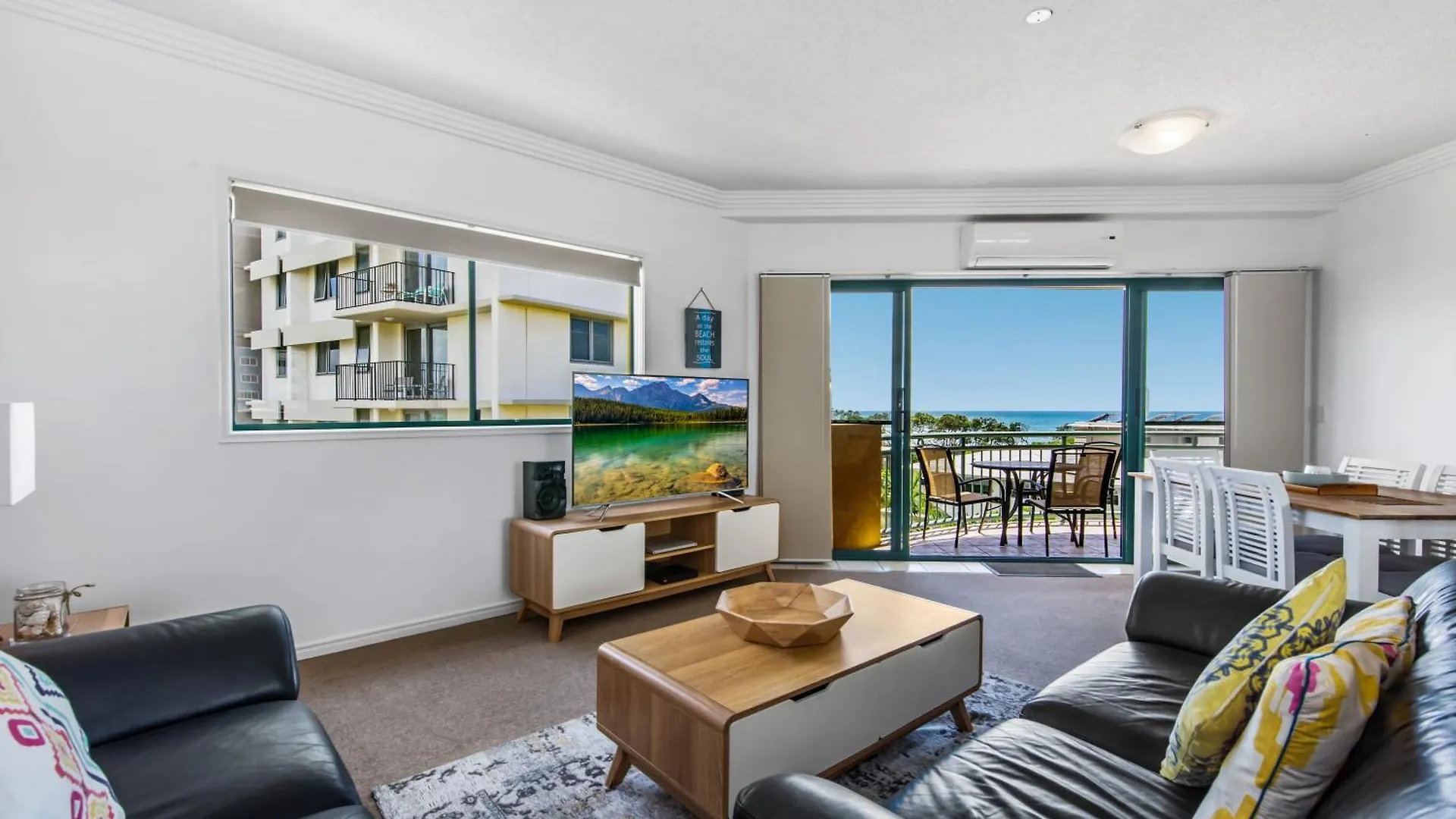 Sunshine Towers Boutique Apartments 玛志洛 公寓式酒店