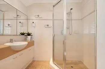 Sunshine Towers Boutique Apartments 玛志洛