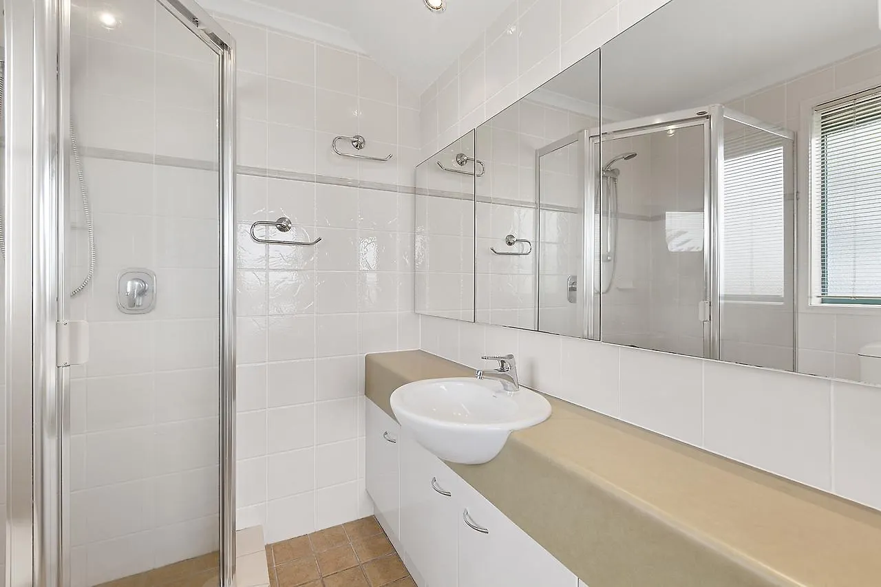 公寓式酒店 Sunshine Towers Boutique Apartments 玛志洛